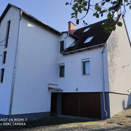 Völgyfürdő Apartman