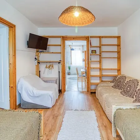 Völgyfürdő Apartman * Erlau